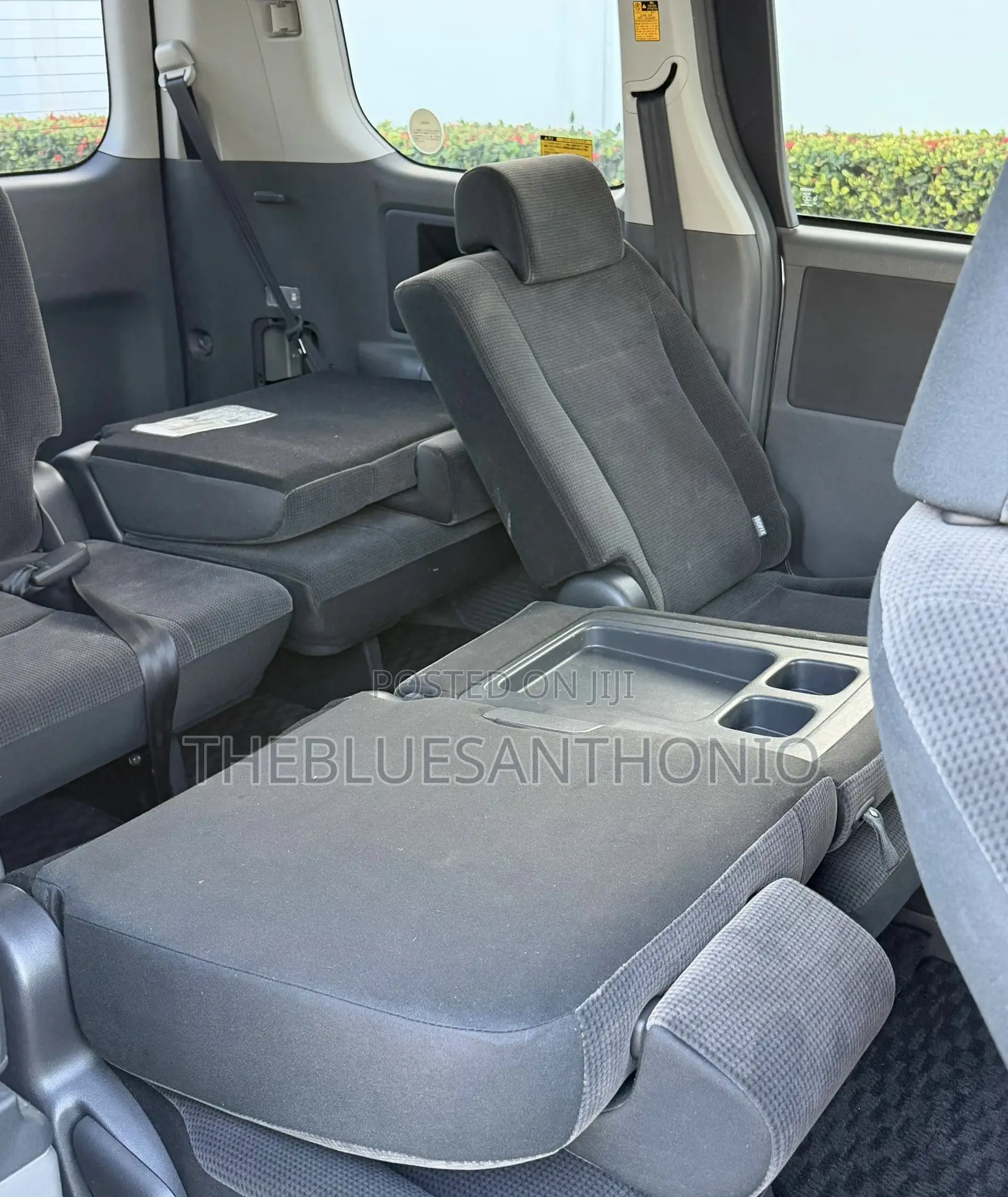 Toyota Noah 2008 Silver