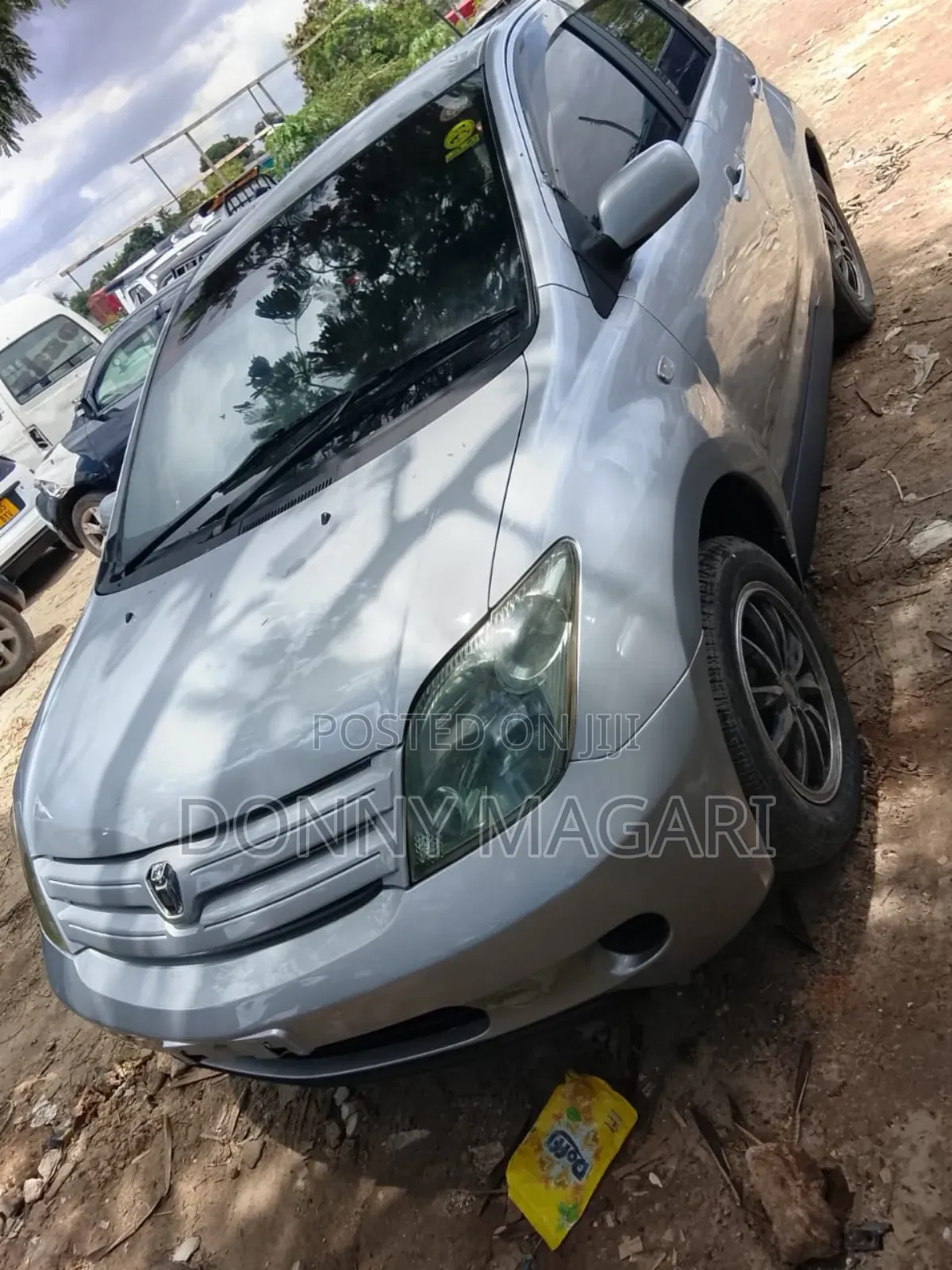 Toyota IST 2005 Silver