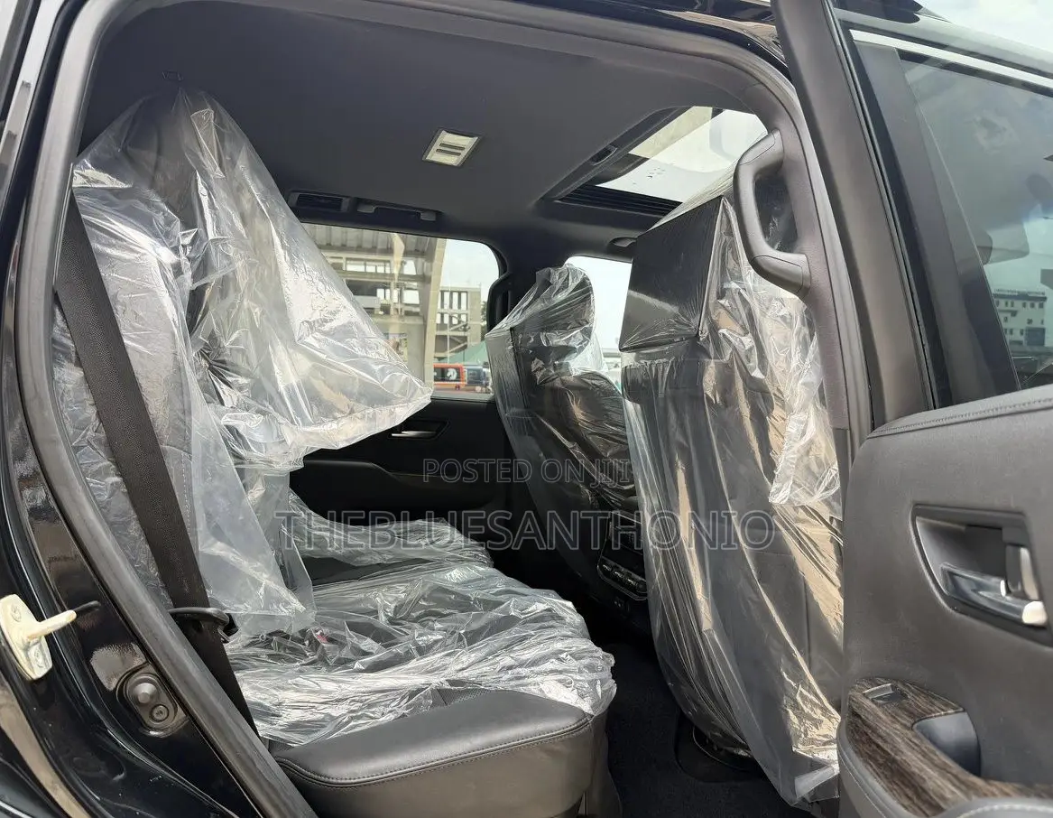 Toyota Land Cruiser 2023 Black