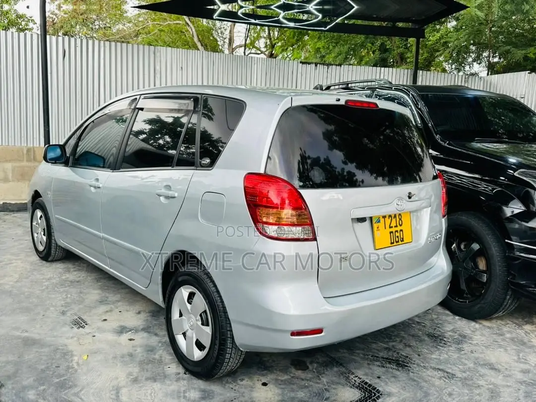 Toyota Corolla Spacio 2005 Silver