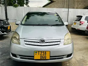 Toyota Corolla Spacio 2005 Silver