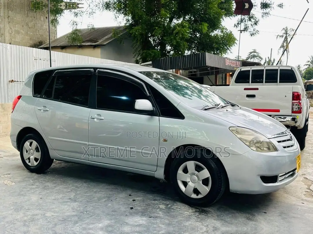 Toyota Corolla Spacio 2005 Silver