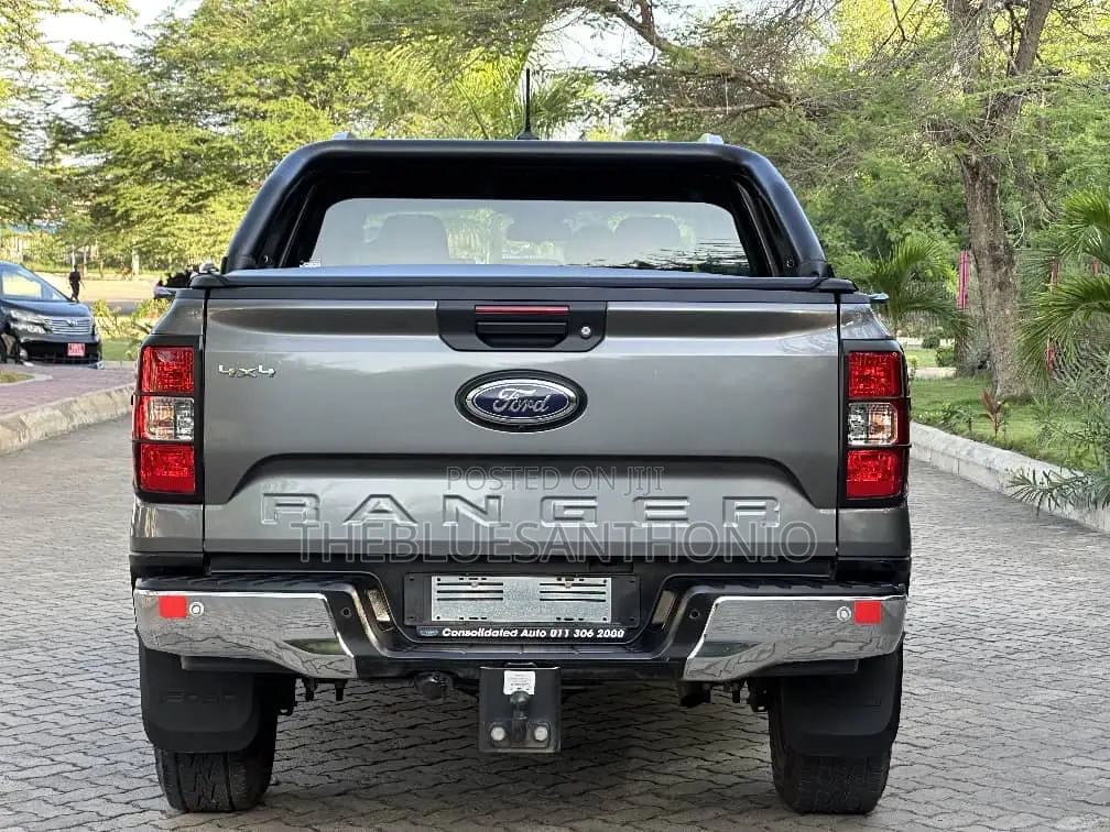 Ford Ranger Wildtrak 2024 Gray