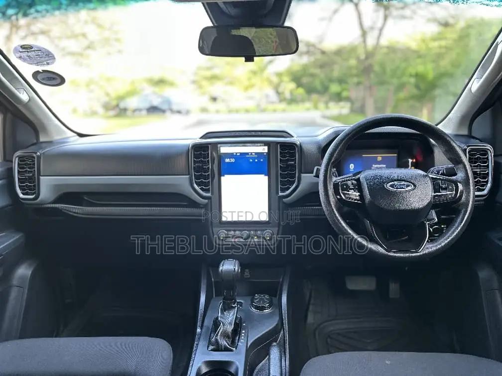 Ford Ranger Wildtrak 2024 Gray