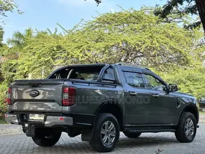Ford Ranger Wildtrak 2024 Gray