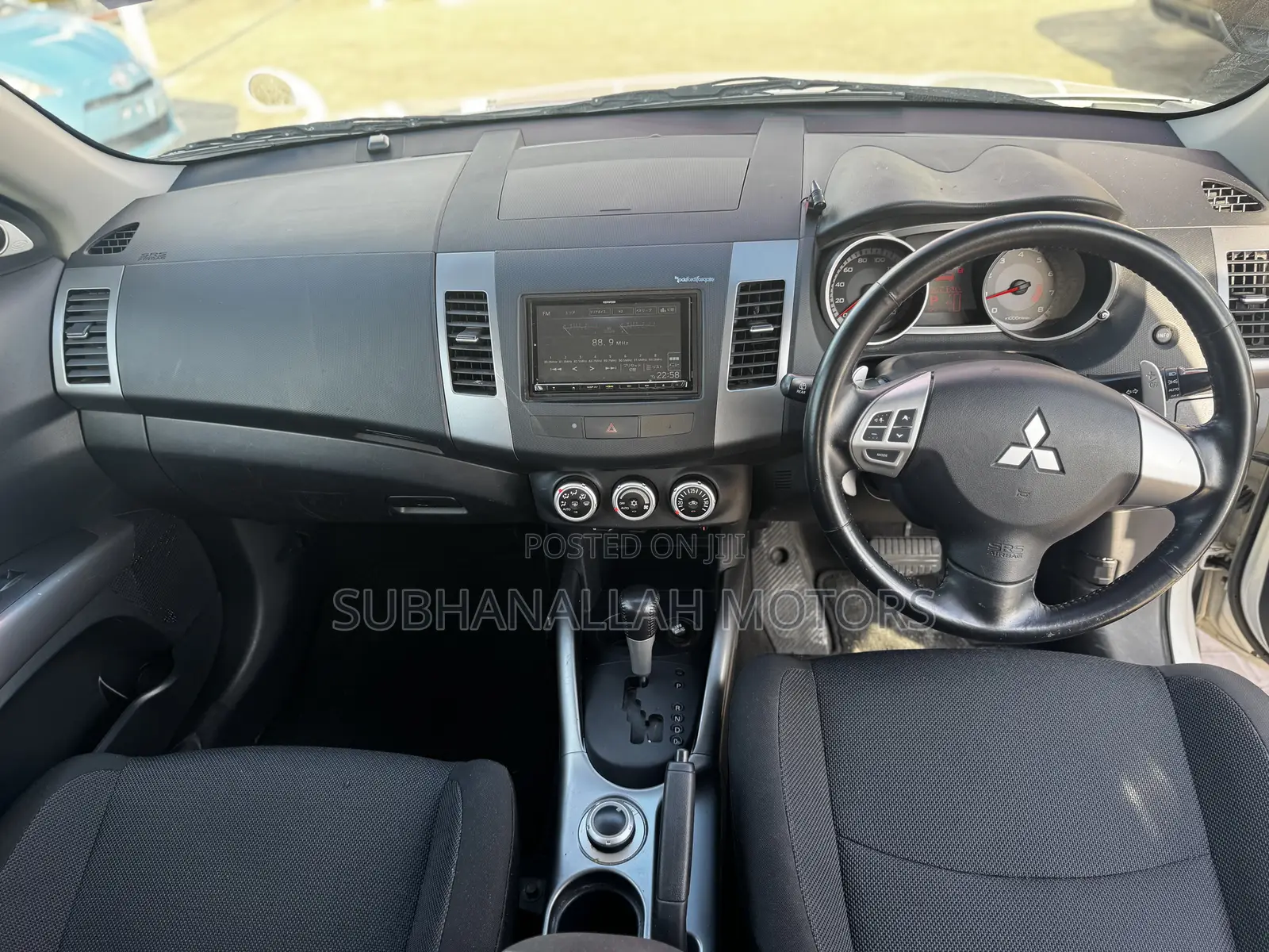 Mitsubishi Outlander 2007 White