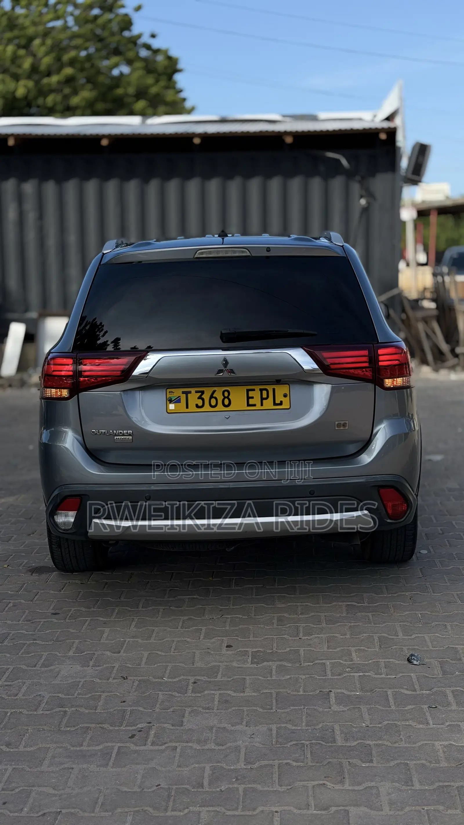 Mitsubishi Outlander 2015 Silver