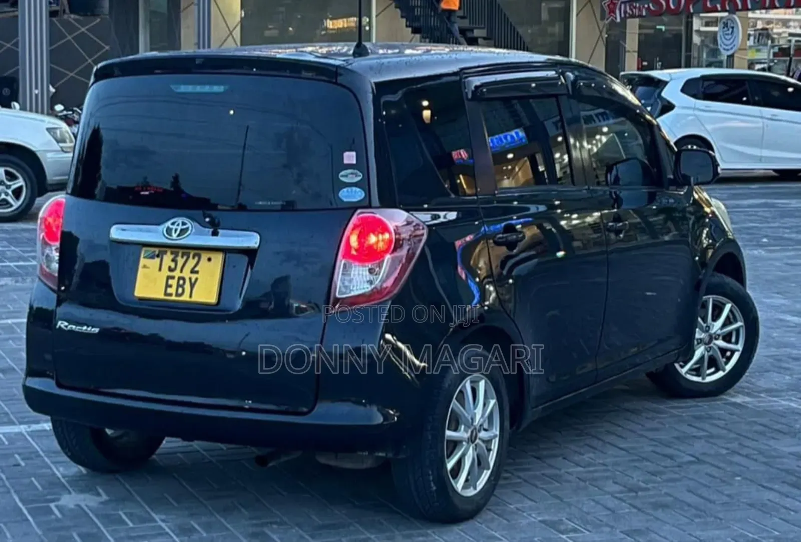 Toyota Ractis 1.3 FWD 2007 Black