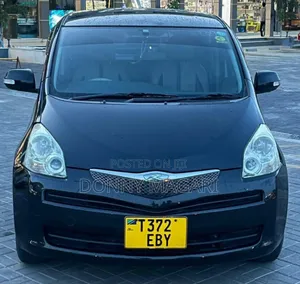Toyota Ractis 1.3 FWD 2007 Black