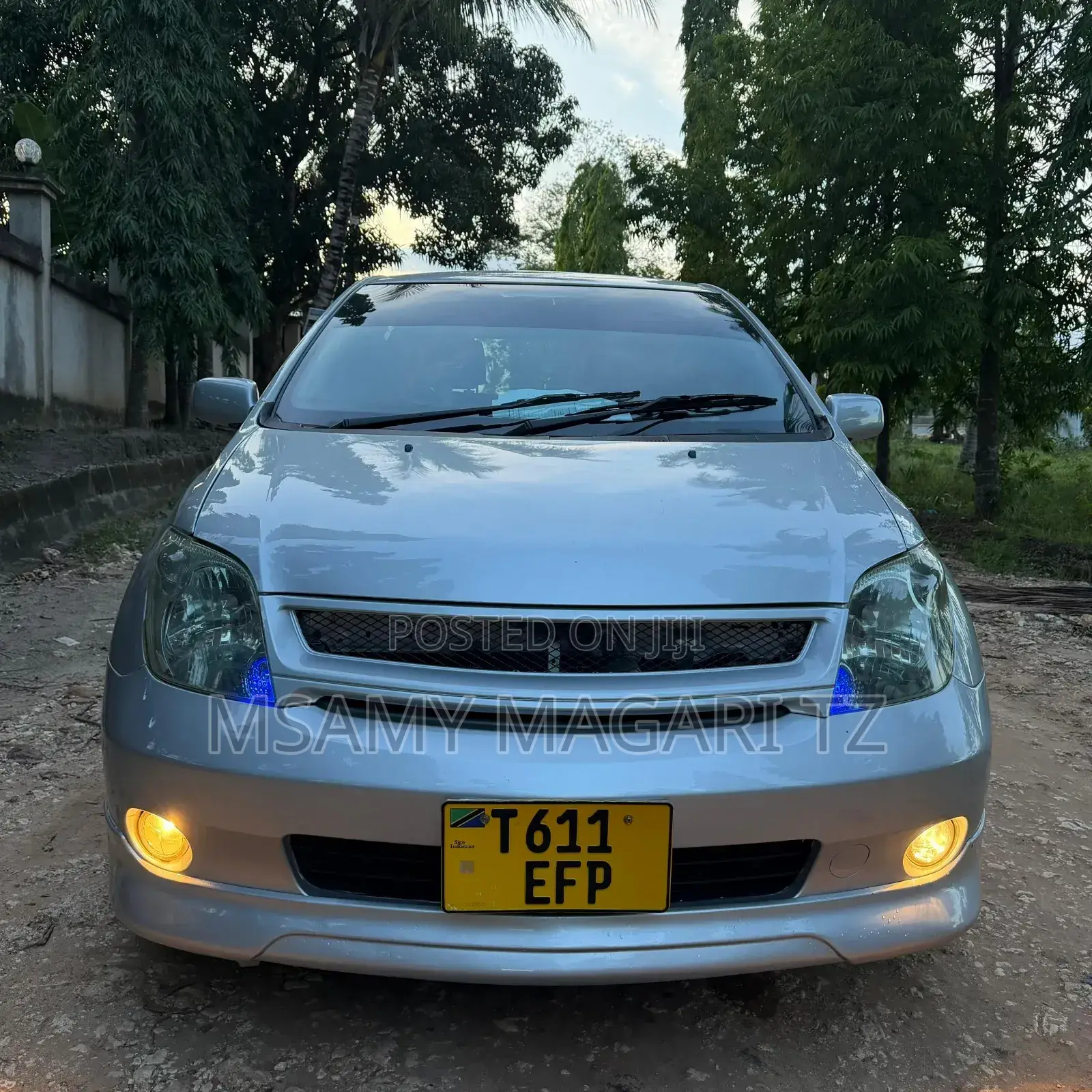 Toyota IST 2003 Silver