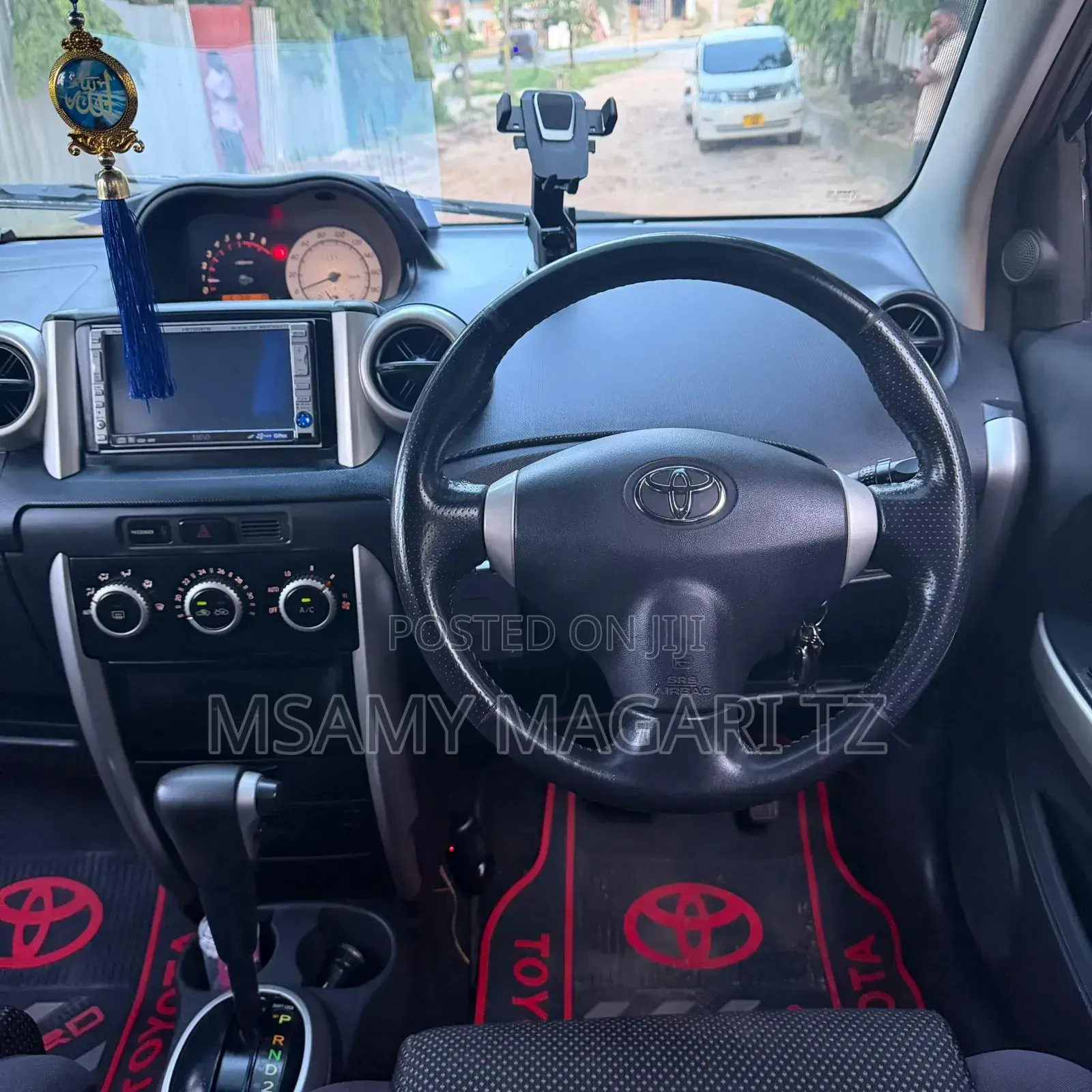 Toyota IST 2003 Silver