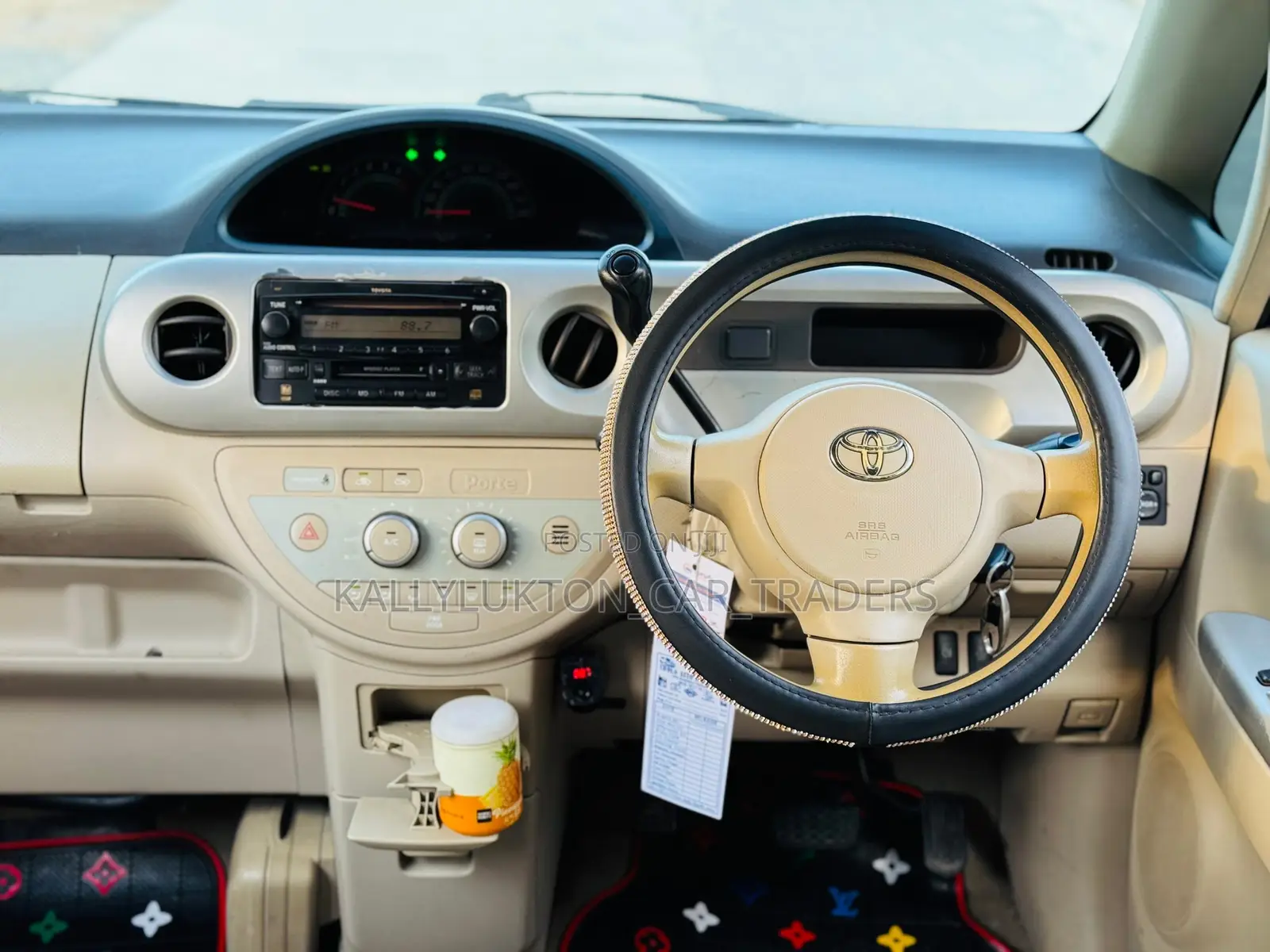Toyota Porte 2004 Green