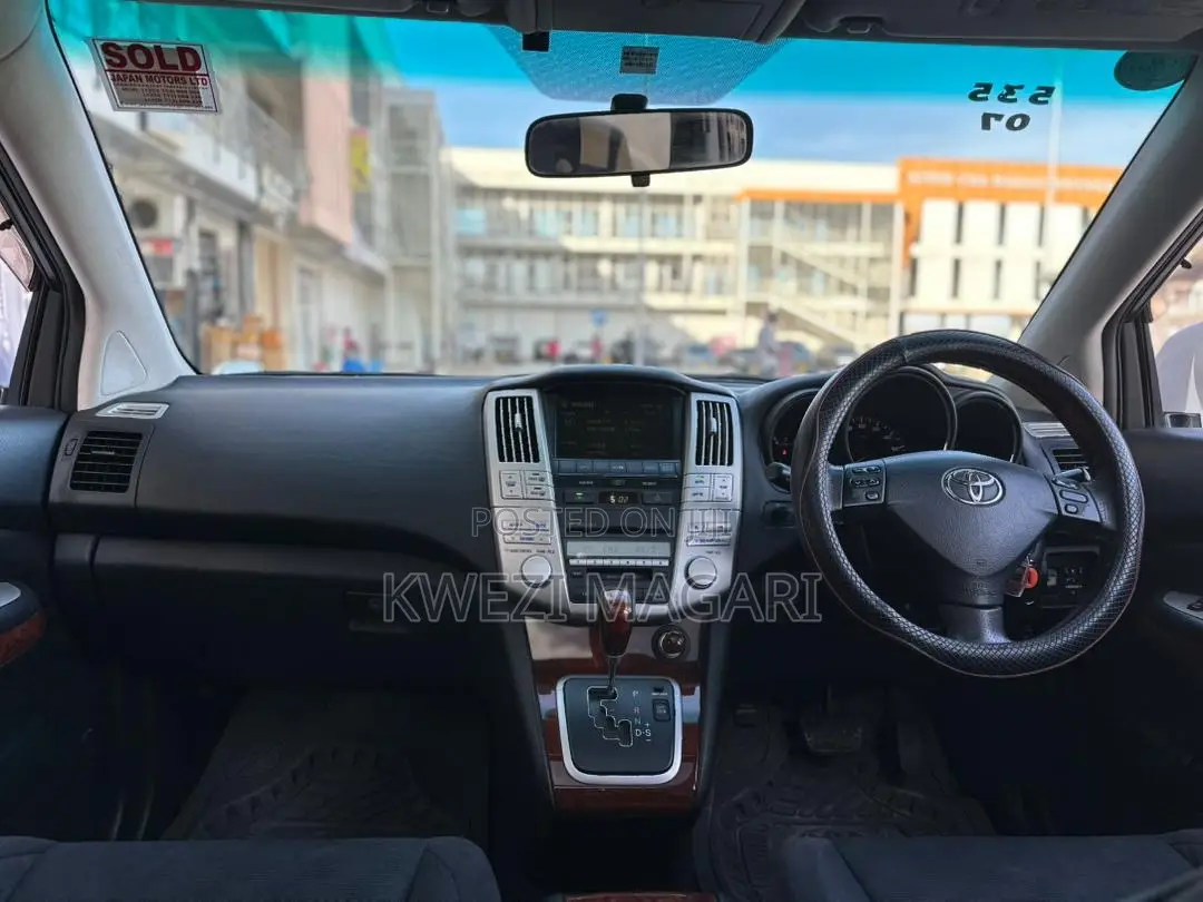 Toyota Harrier 2007 White