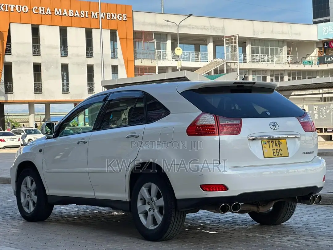 Toyota Harrier 2007 White