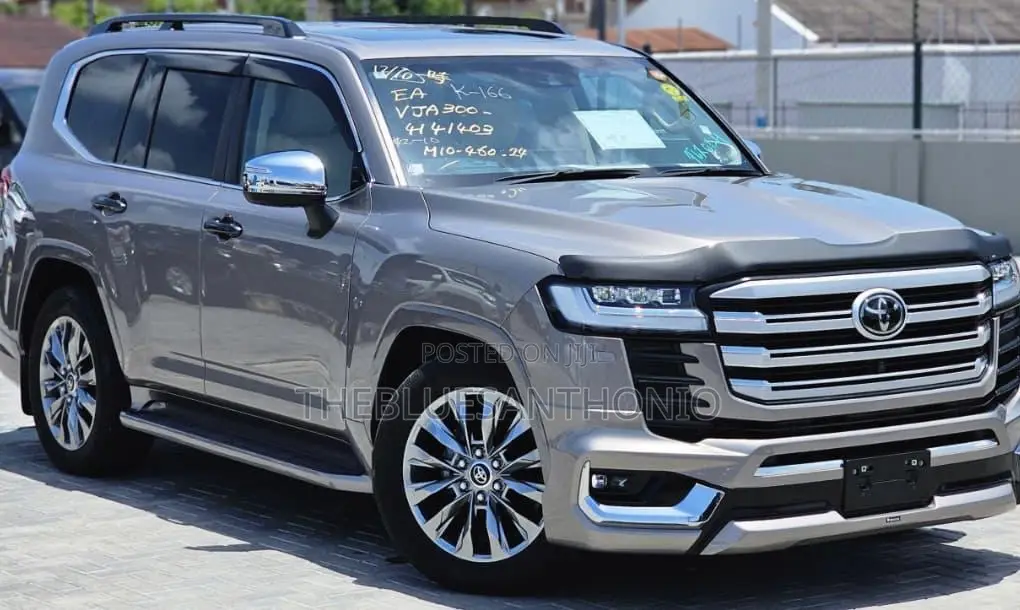Toyota Land Cruiser 2024 Gray