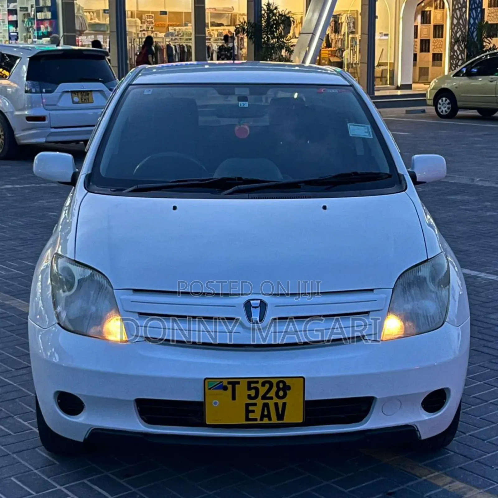 Toyota IST 2005 White