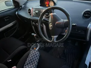 Toyota IST 2005 White