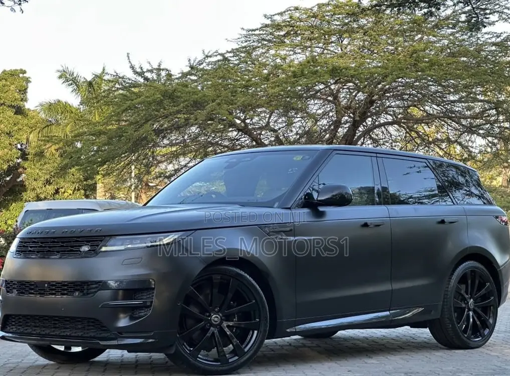 Land Rover Range Rover 2022 Black