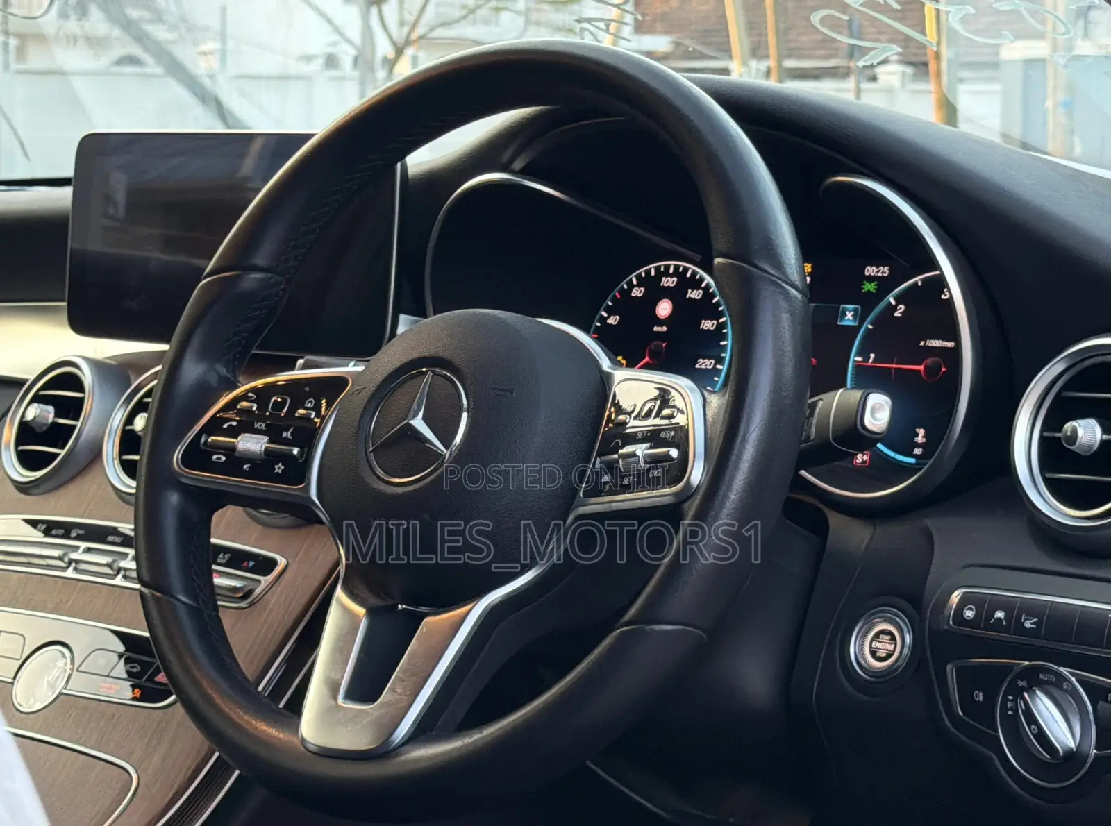 Mercedes-Benz C-Class 2018 White
