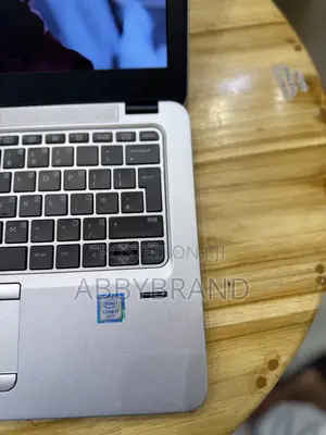 Laptop HP EliteBook 820 G3 16GB Intel Core i7 SSD 256GB