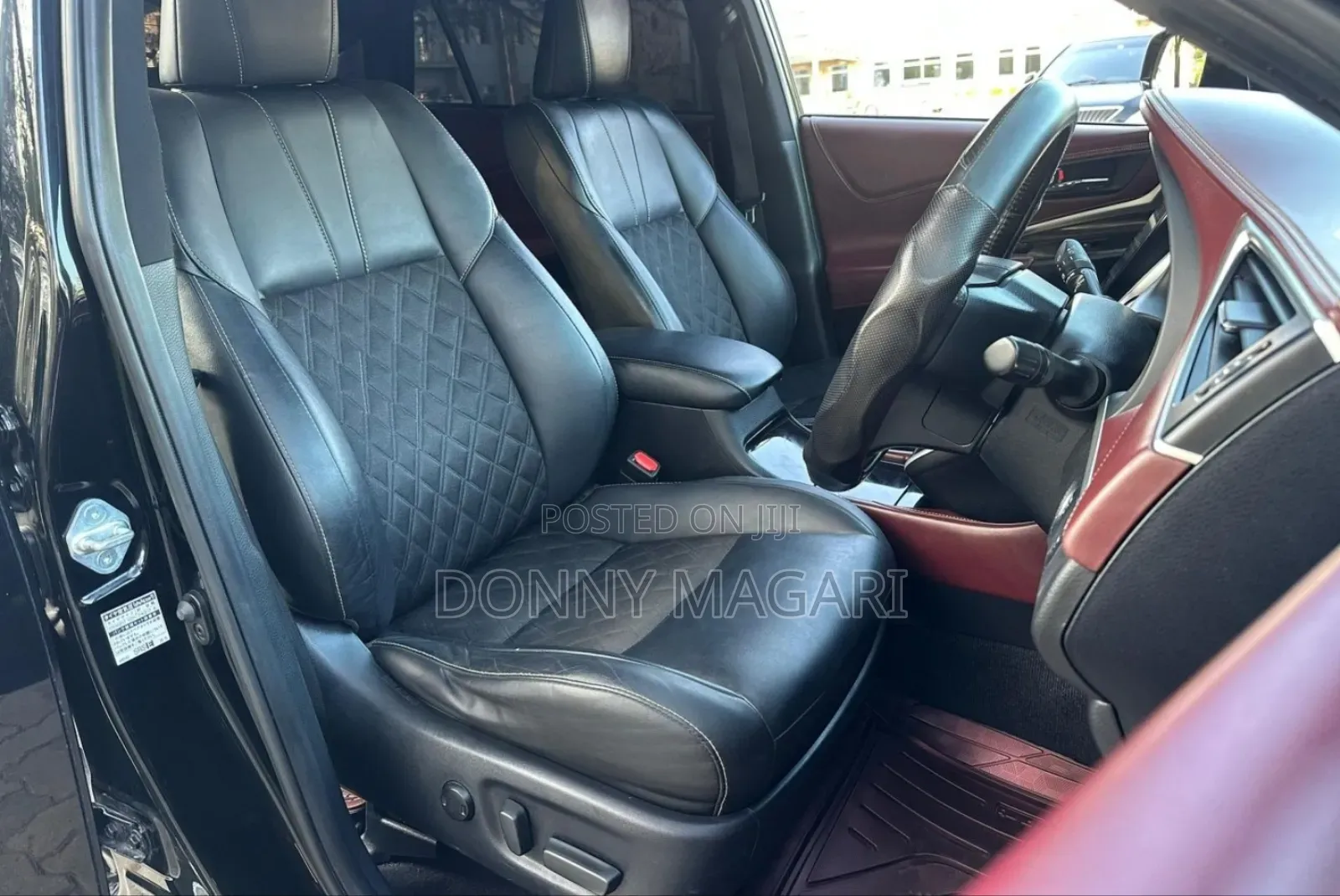 Toyota Harrier 2.0 2015 Black