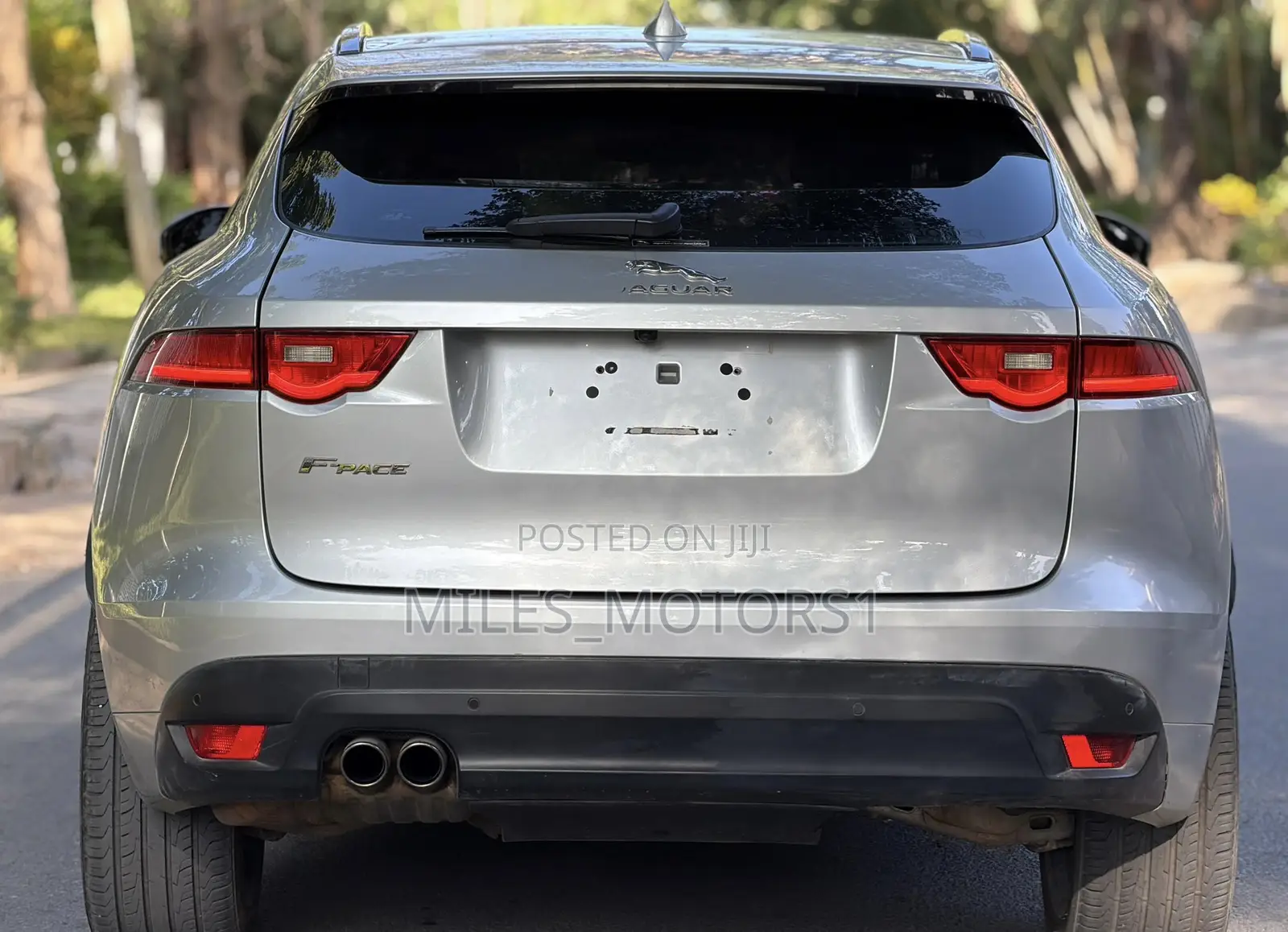Jaguar F-Pace 2017 Silver