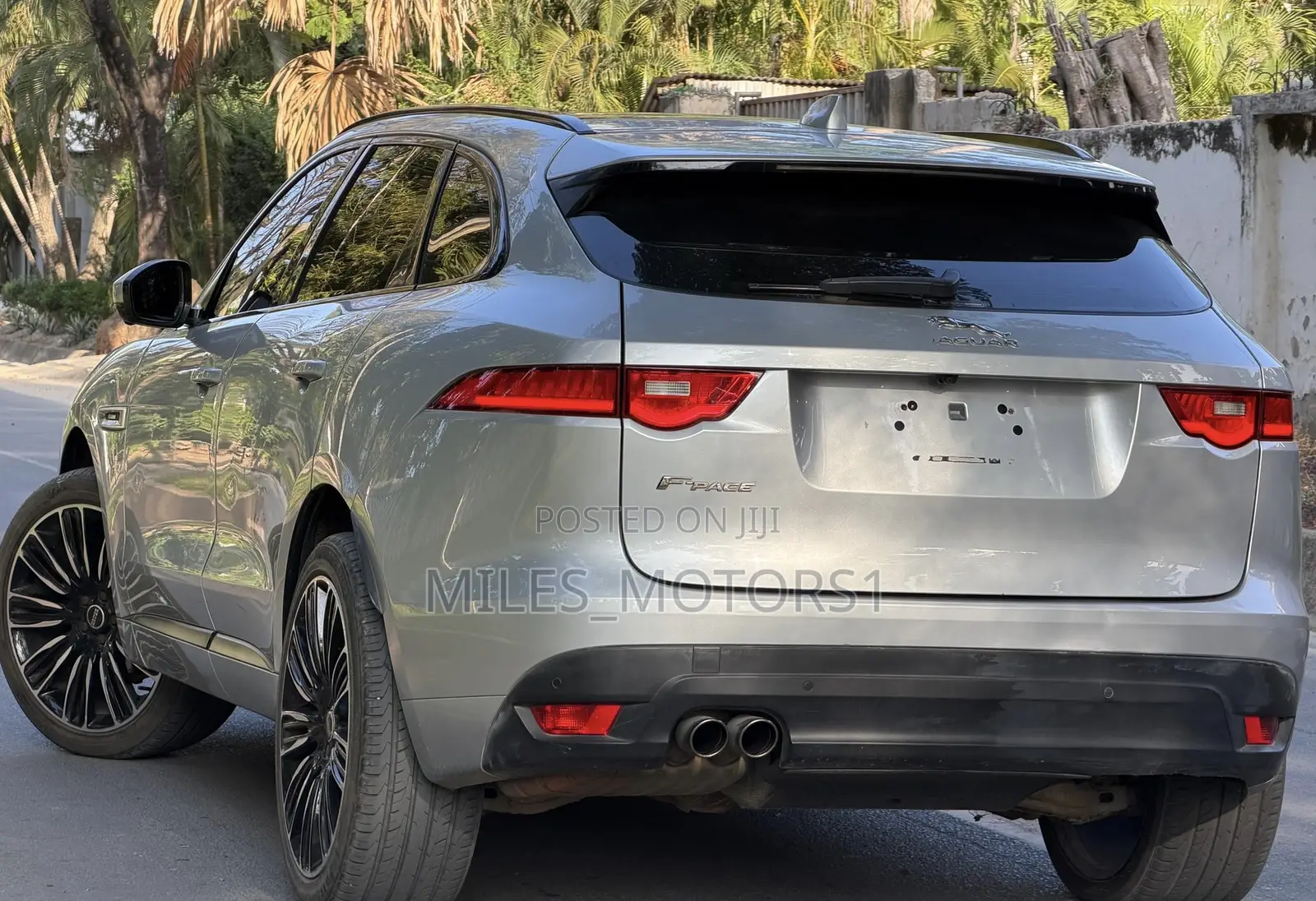 Jaguar F-Pace 2017 Silver