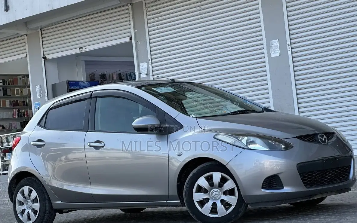 Mazda Demio 2009 Silver