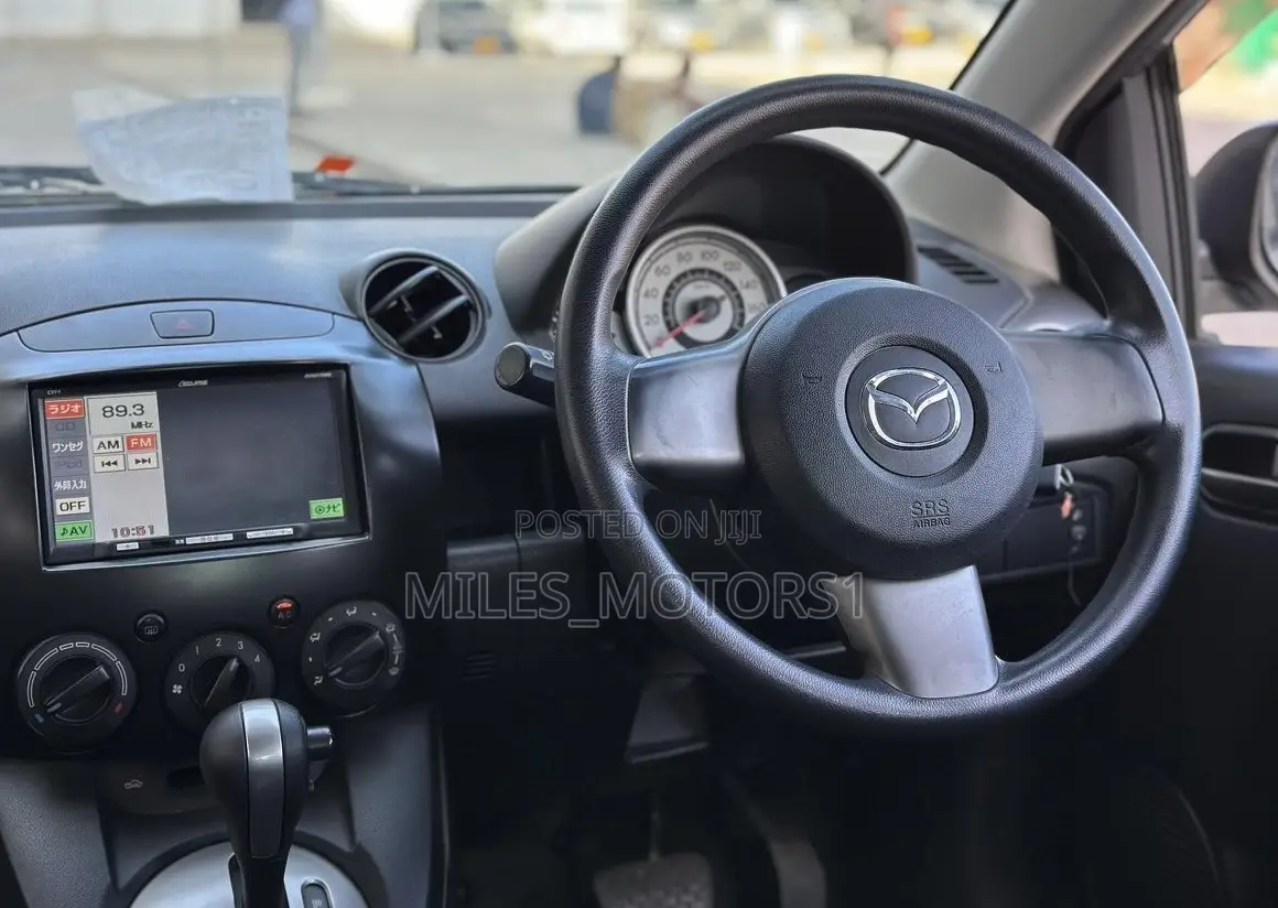 Mazda Demio 2009 Silver