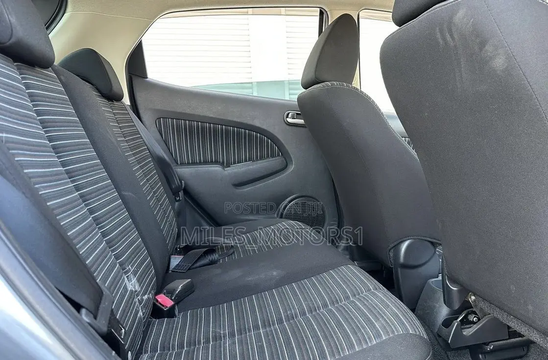 Mazda Demio 2009 Silver