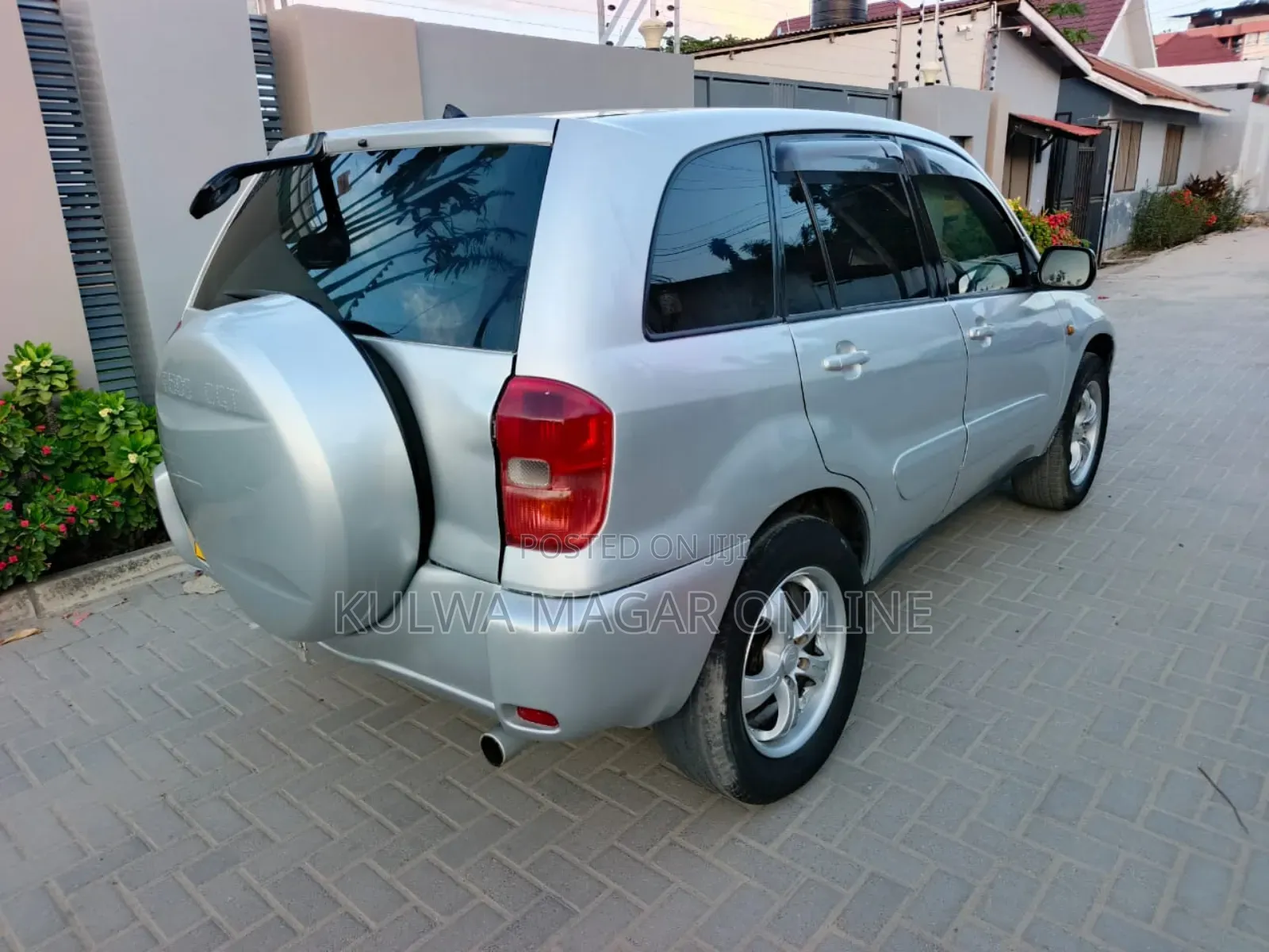 Toyota RAV4 Automatic 2003 Silver