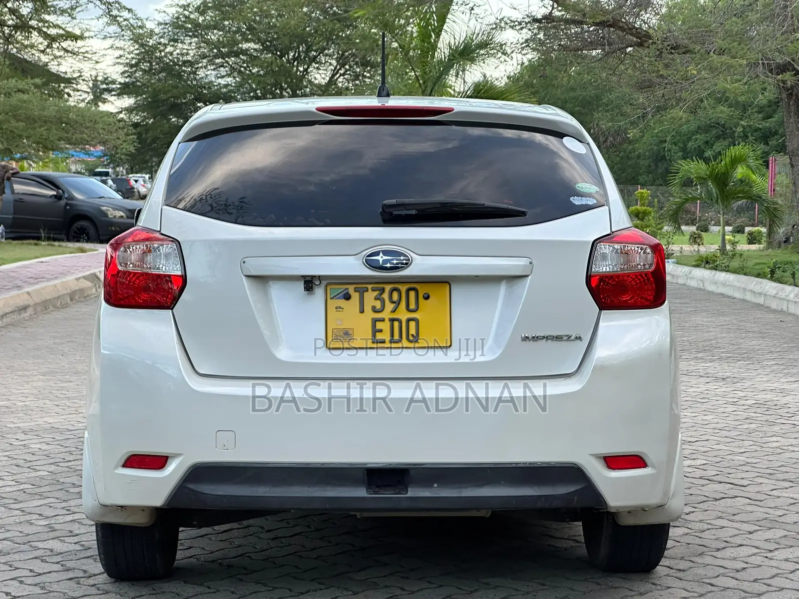 Subaru Impreza 2.0i Limited 4-dr 2013 White