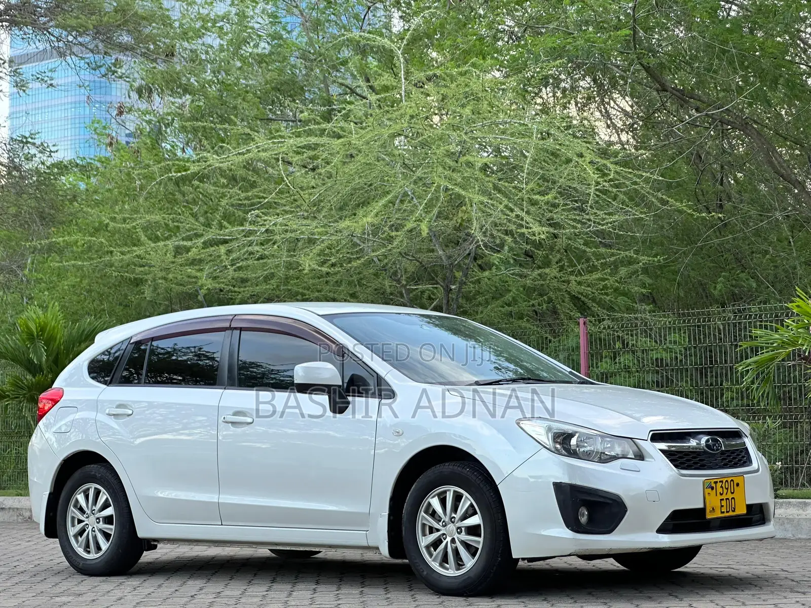Subaru Impreza 2.0i Limited 4-dr 2013 White