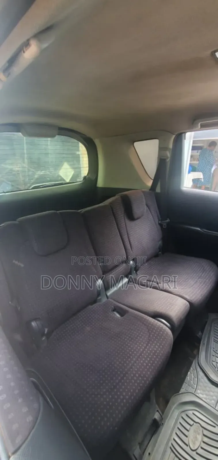 Toyota Ractis 1.5 AWD 2008 Gray