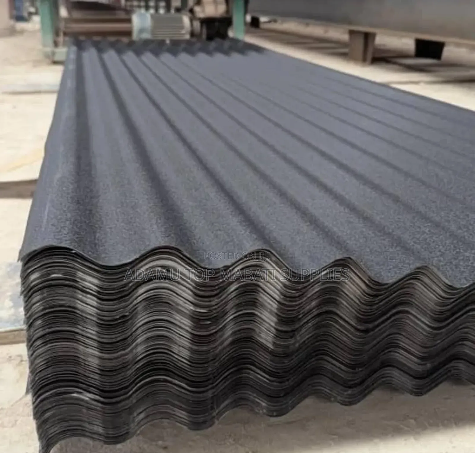 Migongo Midogo Chengachenga Ni Rangi Ya Charcoal Grey