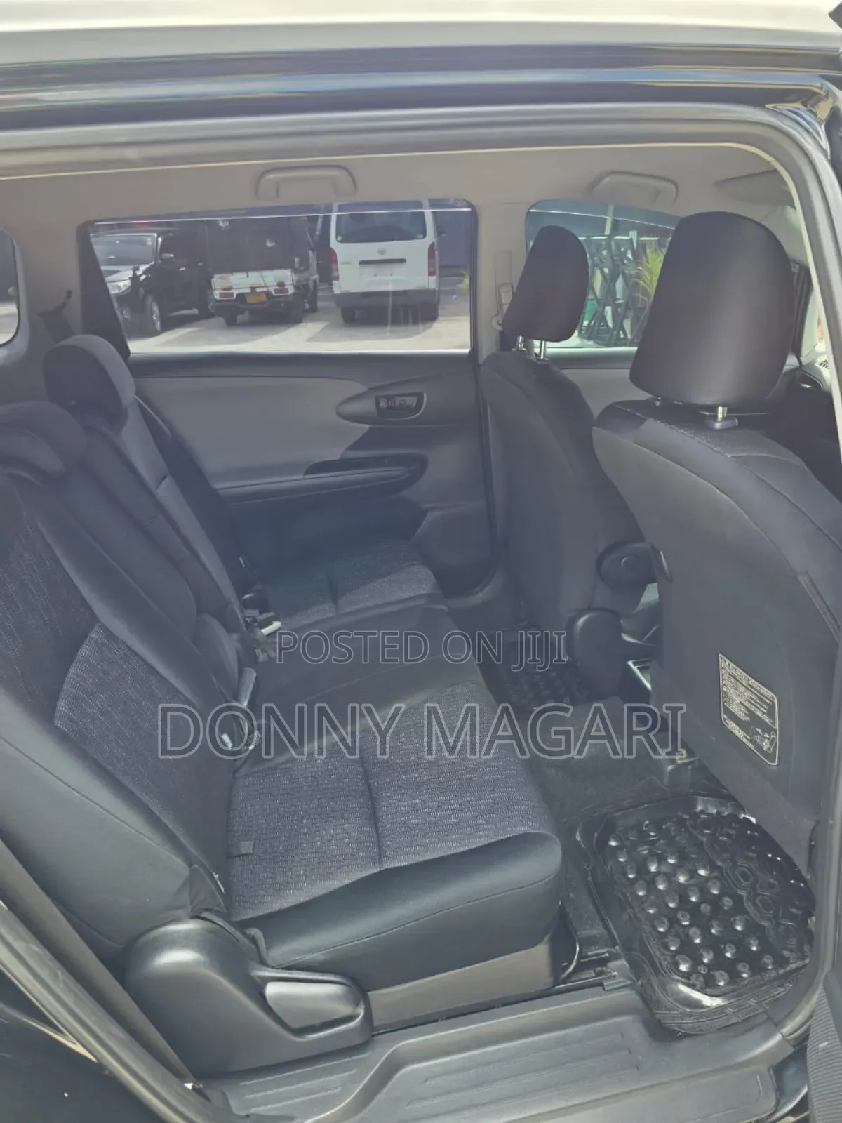 Toyota Wish 2010 Black