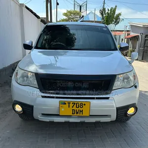 Subaru Forester 2009 White
