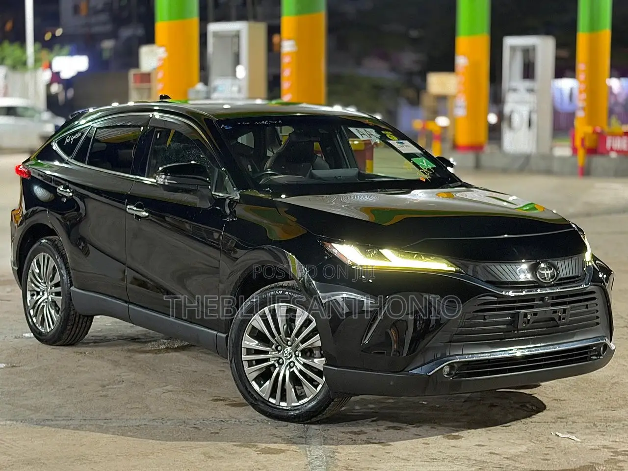 Toyota Harrier 2021 Black