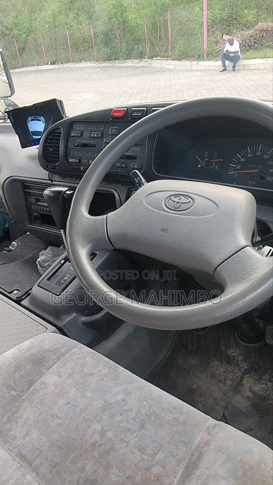 Toyota Coaster 2003 Gold