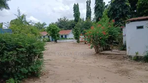 Eneo La Biashara Linauzwa Mwandege Camp Site
