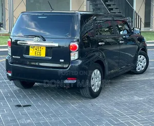Toyota Corolla Rumion 2012 Black