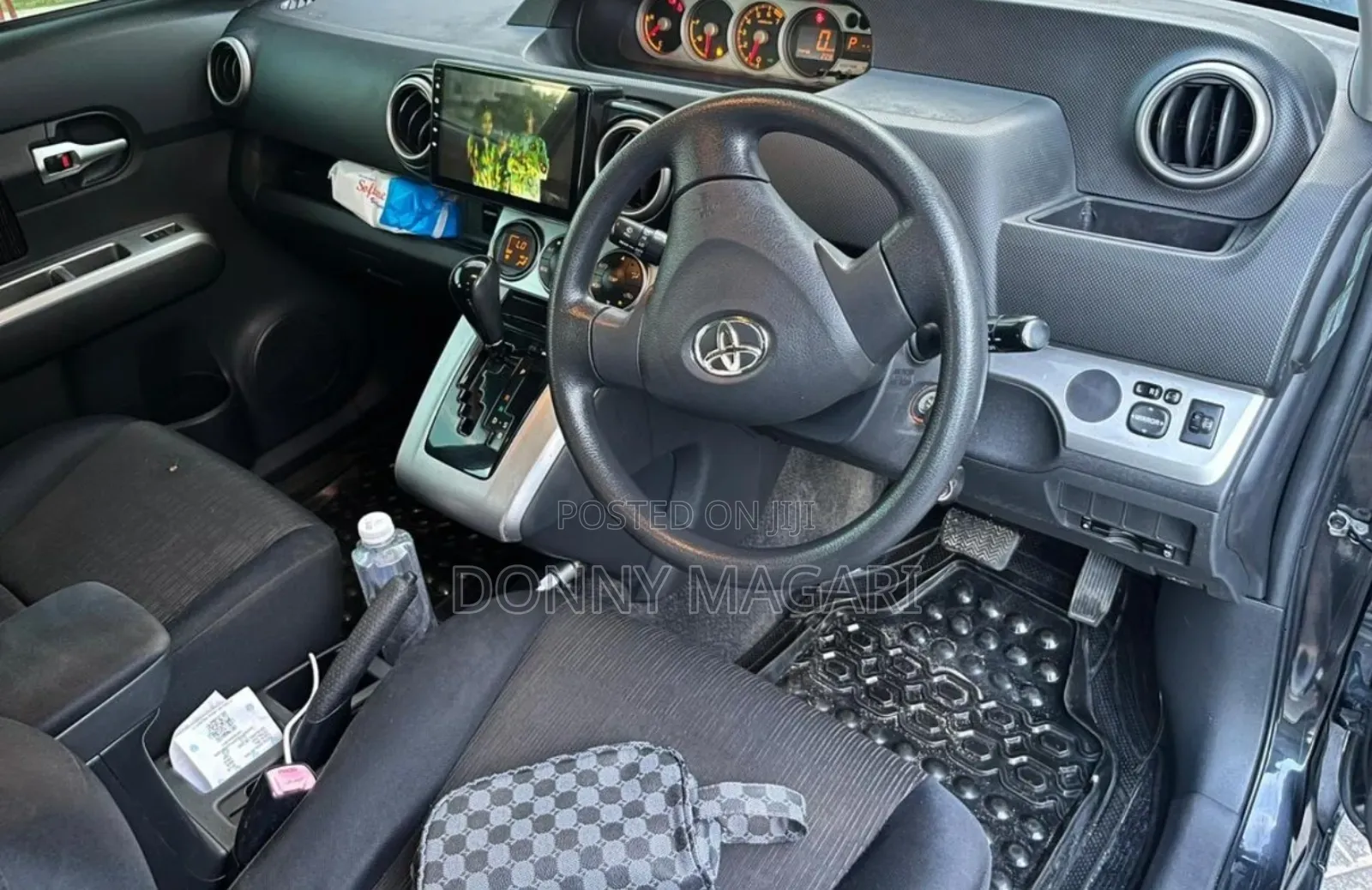 Toyota Corolla Rumion 2012 Black
