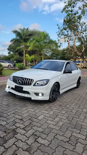 Mercedes-Benz C-Class 2008 White