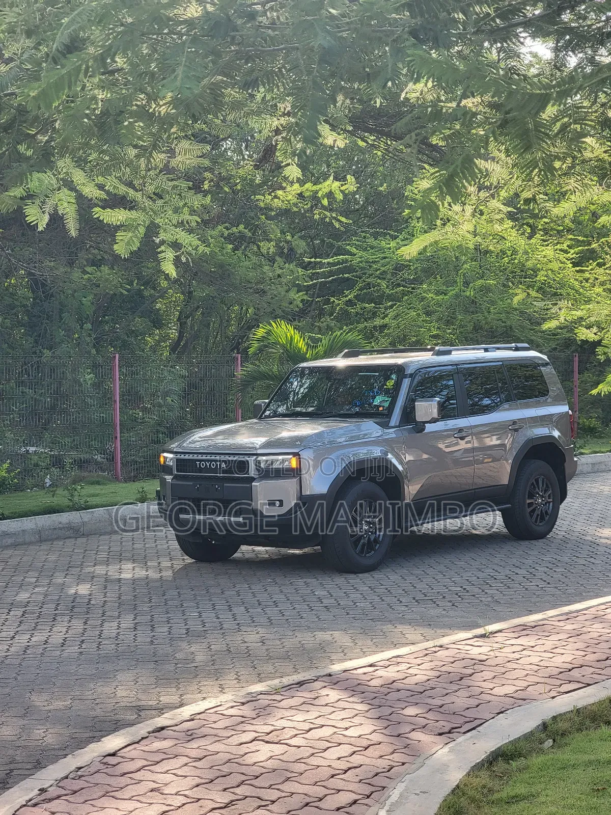 Toyota Land Cruiser Prado 2025