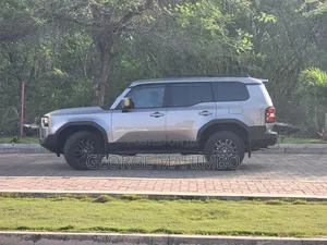 Toyota Land Cruiser Prado 2025