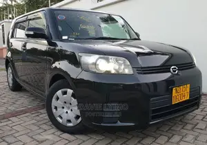 Toyota Corolla Rumion 2010 Black