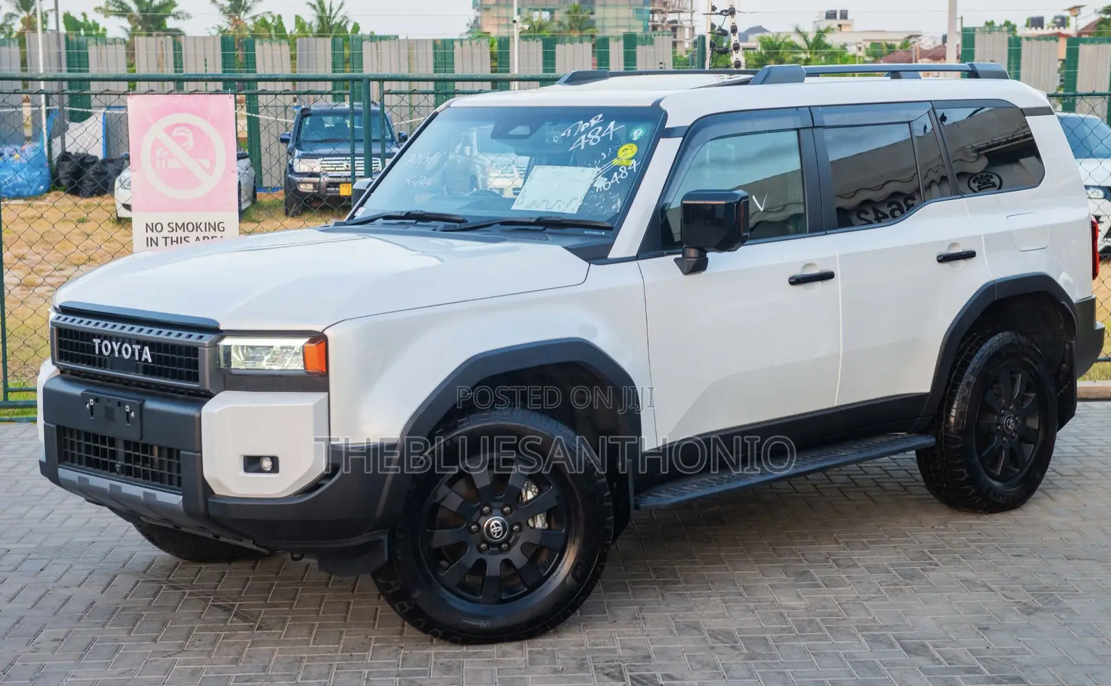 Toyota Land Cruiser Prado 2024 White