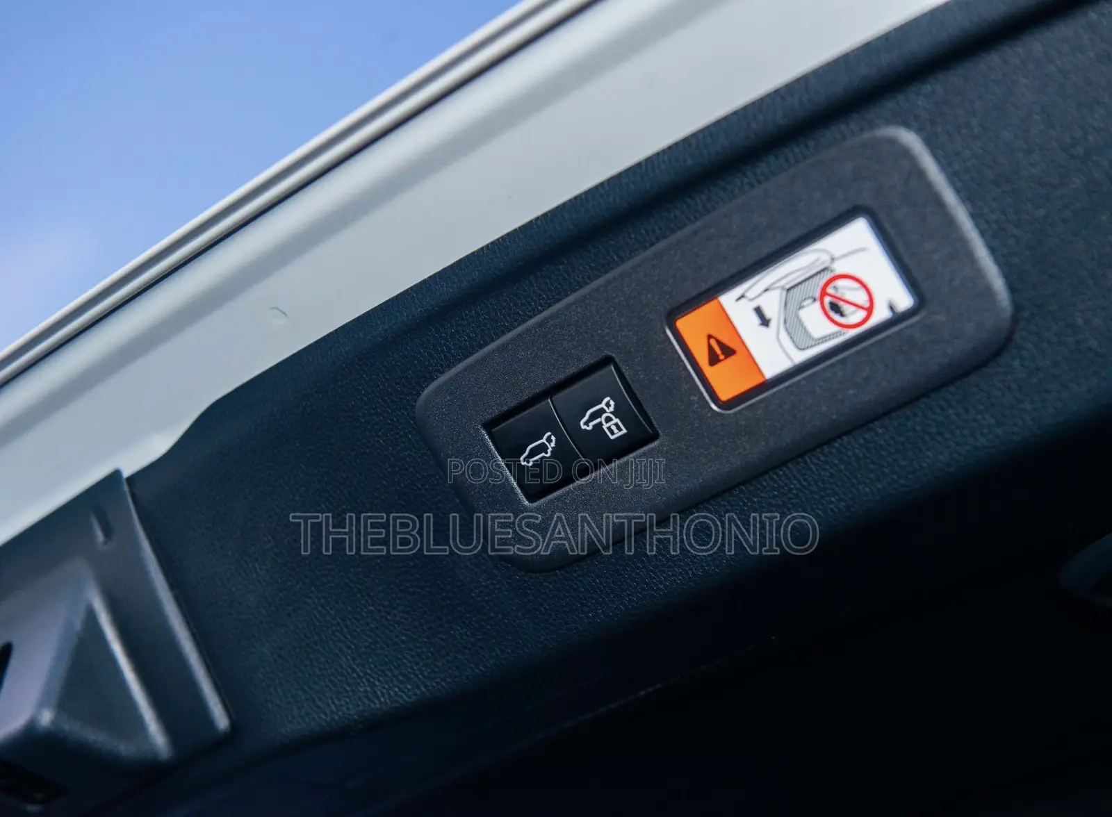 Toyota Land Cruiser Prado 2024 White