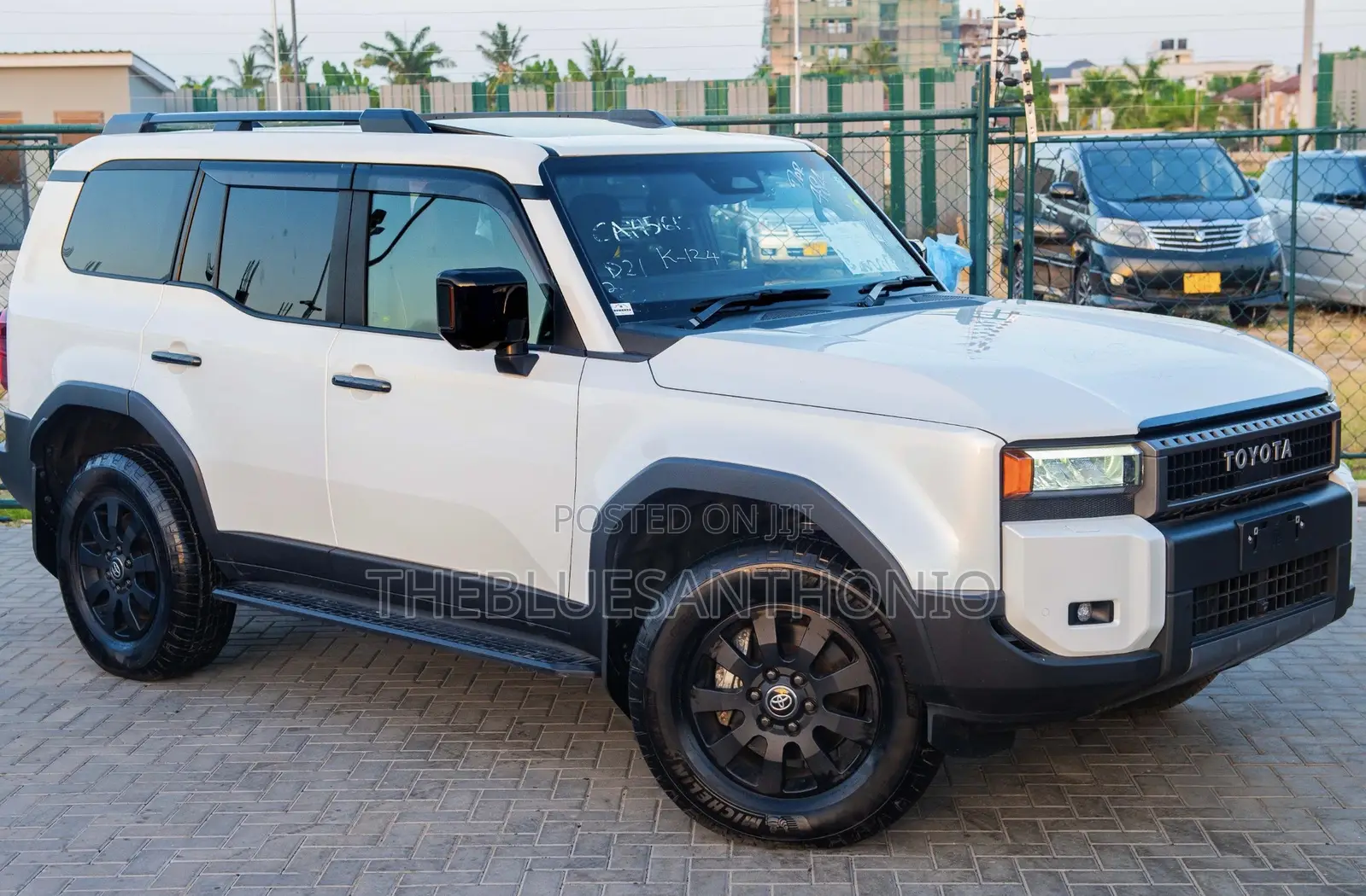 Toyota Land Cruiser Prado 2024 White