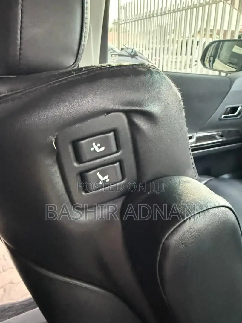Toyota Alphard 2013 White